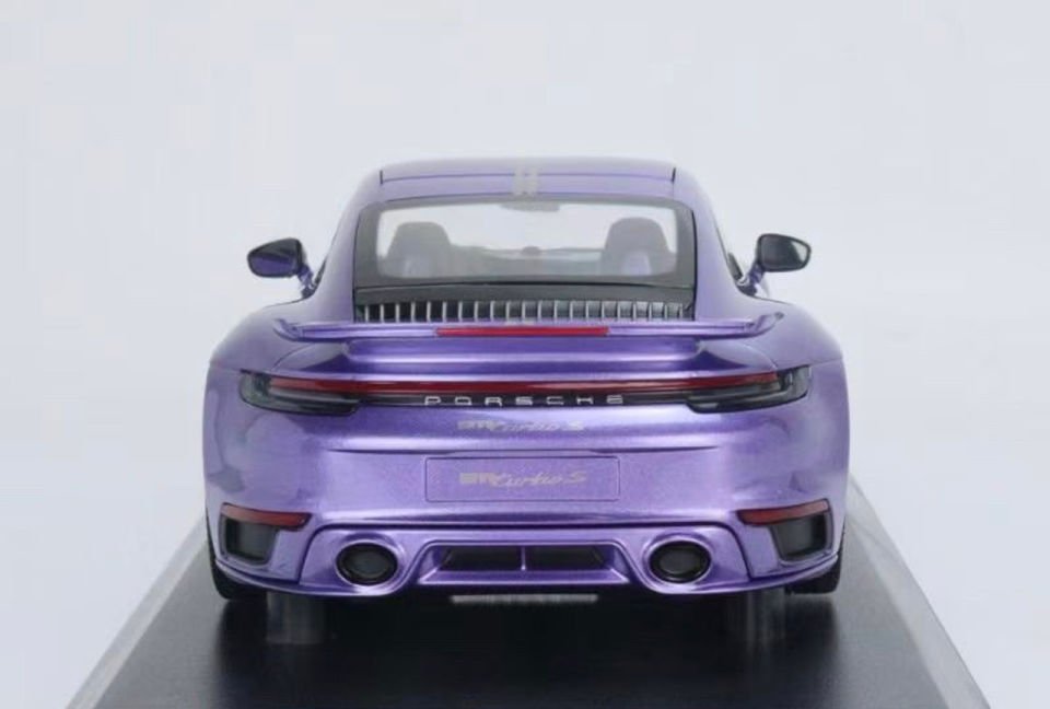 MINICHAMPS PORSCHE 911 TURBO S COUPLE SPORT DESİGN 2021 (155069174) 1:18