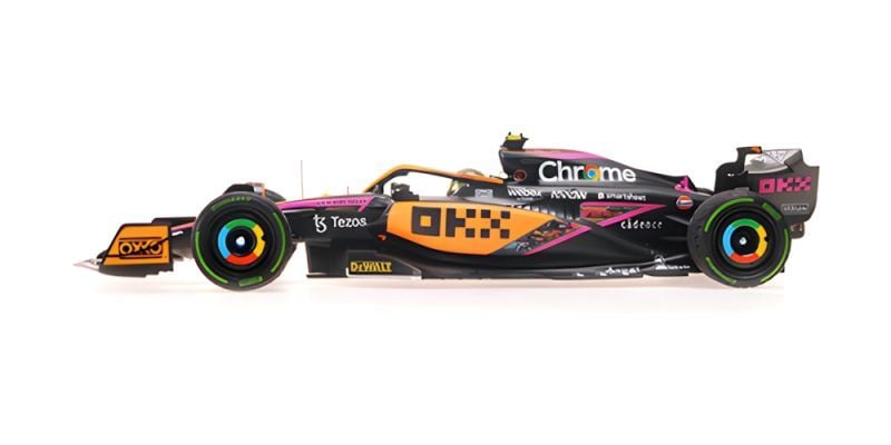 MINICHAMPS MCLAREN F1 MCL36 SINGAPORE GP 2022 1:18 (537223504)