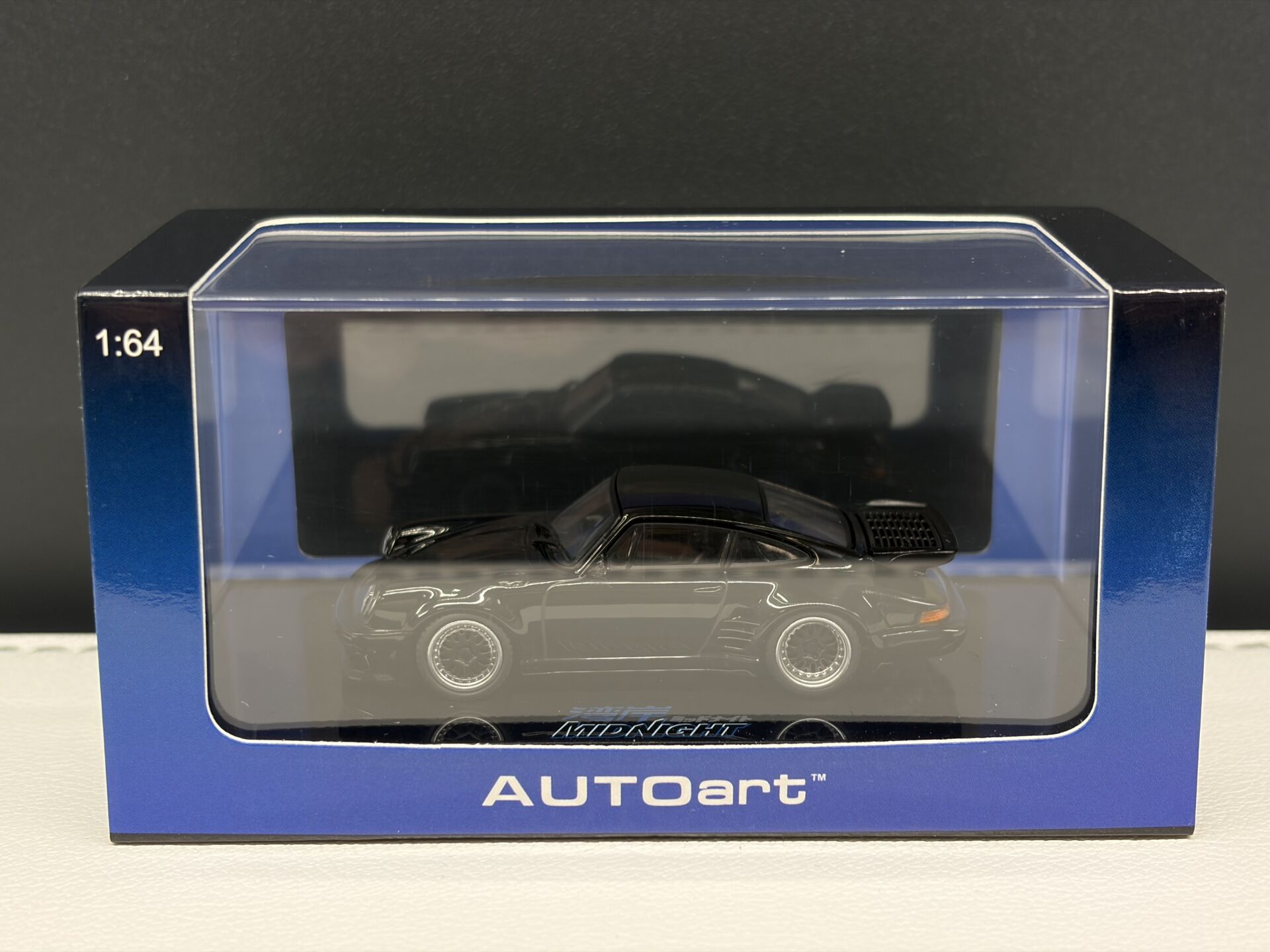 AUTOART PORSCHE 911 (930) TURBO WANGAN MIDNIGHT ''BLACKBIRD'' 1:64