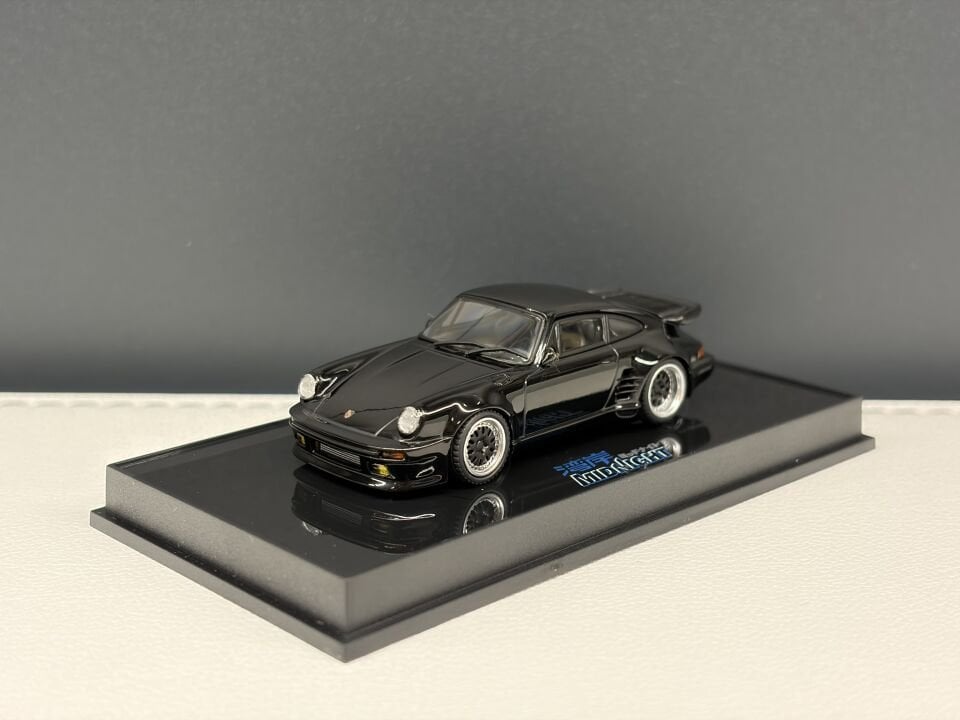 AUTOART PORSCHE 911 (930) TURBO WANGAN MIDNIGHT ''BLACKBIRD'' 1:64
