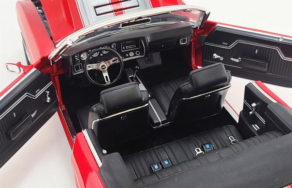 ACME CHEVROLET CHEVLLE SS RESTOMOD 1970 1:18 (A1805518)