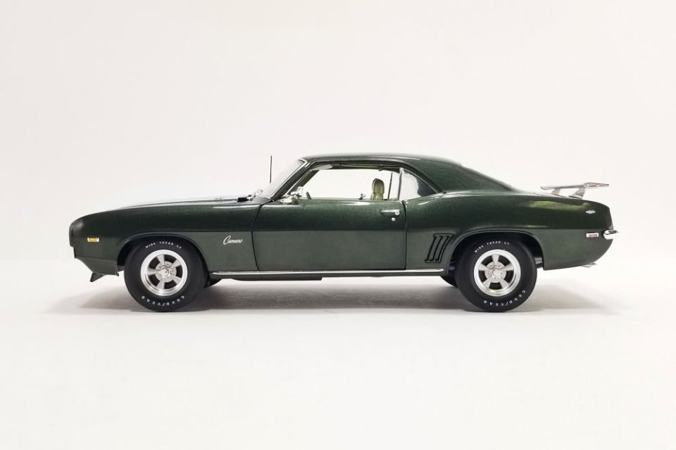 ACME CHEVROLET COPO CAMARO 1696 1:18 (A1805724)