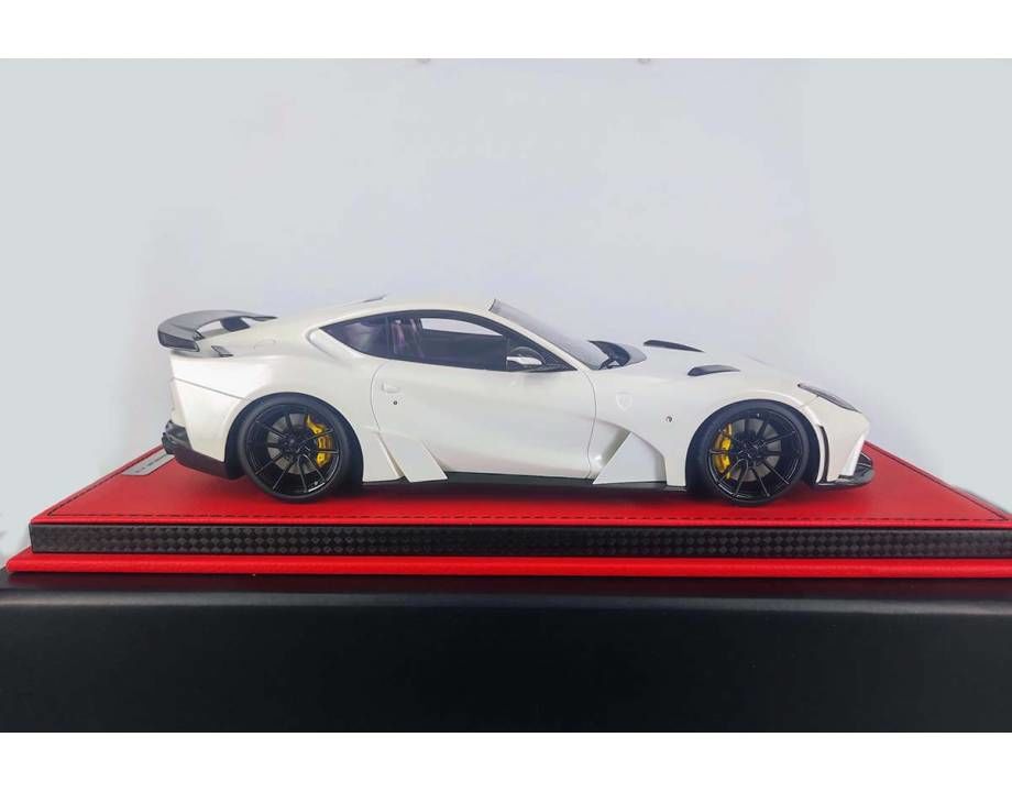 NOVITEC FERRARI 812 N-LARGO 1:18 (83705)