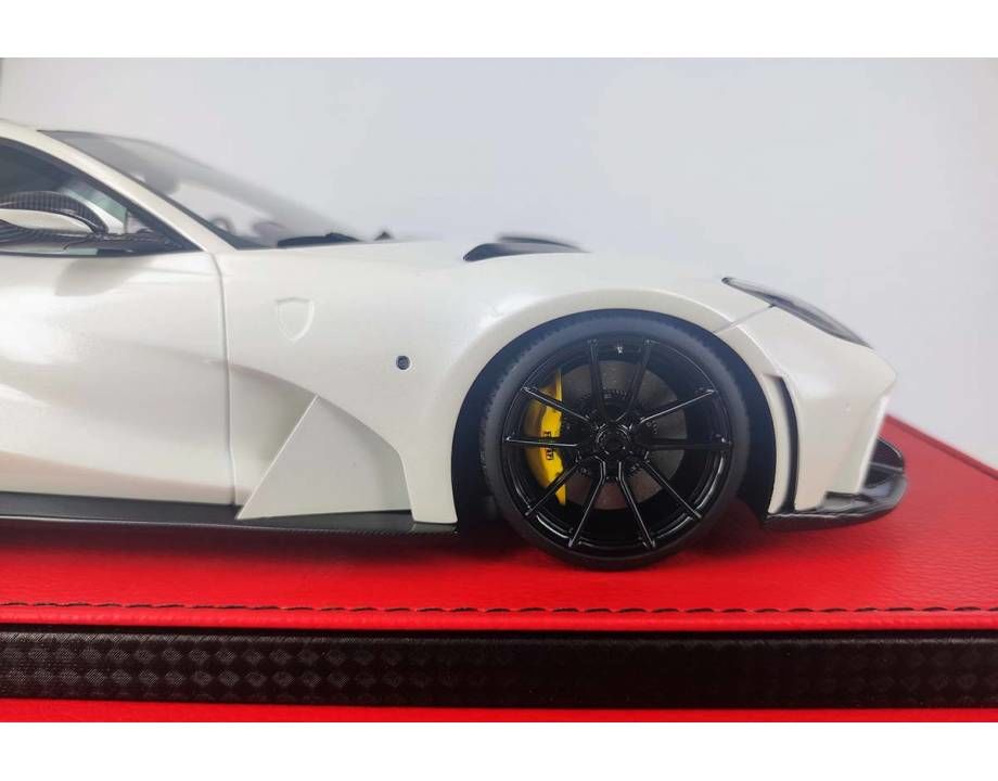 NOVITEC FERRARI 812 N-LARGO 1:18 (83705)