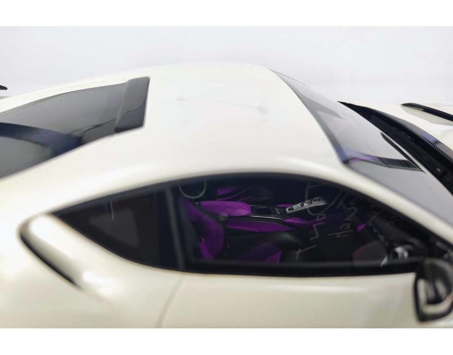 NOVITEC FERRARI 812 N-LARGO 1:18 (83705)