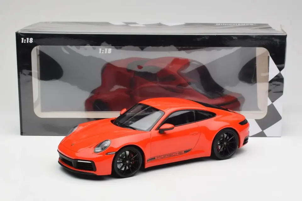 MINICHAMPS PORSCHE 911 CARRERA 4S 2019 (155067327) 1.18