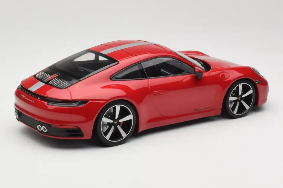 MINICHAMPS PORSCHE 911 CARRERA 4S 2019 (155067326) 1.18