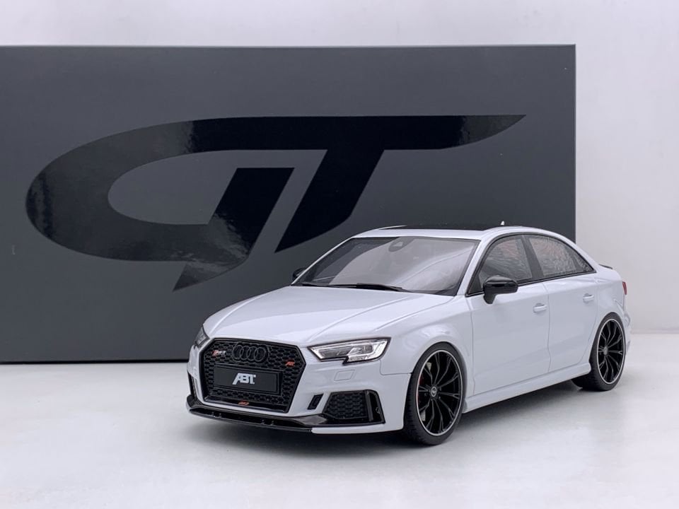 GT SPİRİT AUDI RS 3 SEDAN 1:18