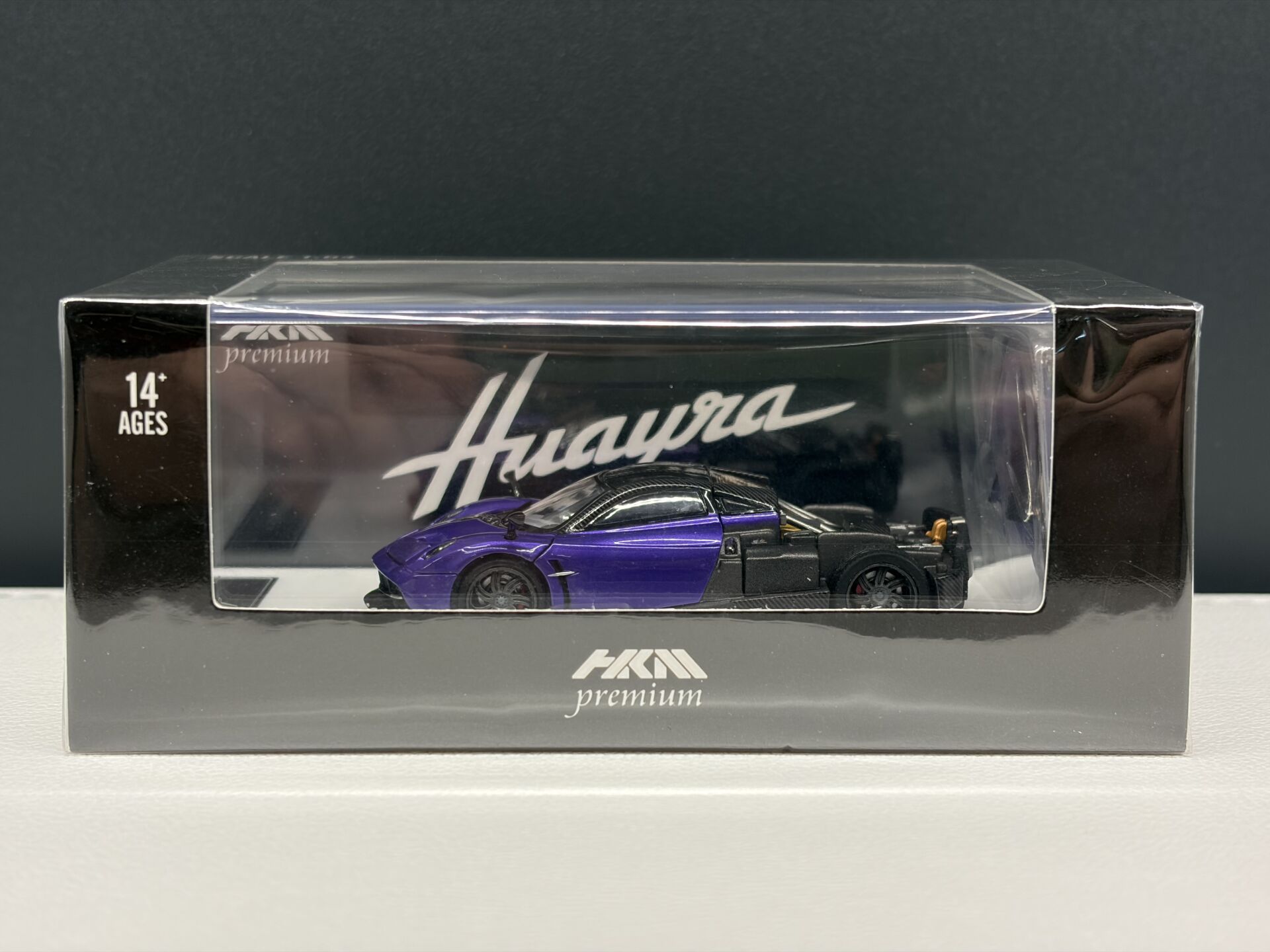 HKM PREMIUM PAGANI HUAYRA COUPE 2014 1:64