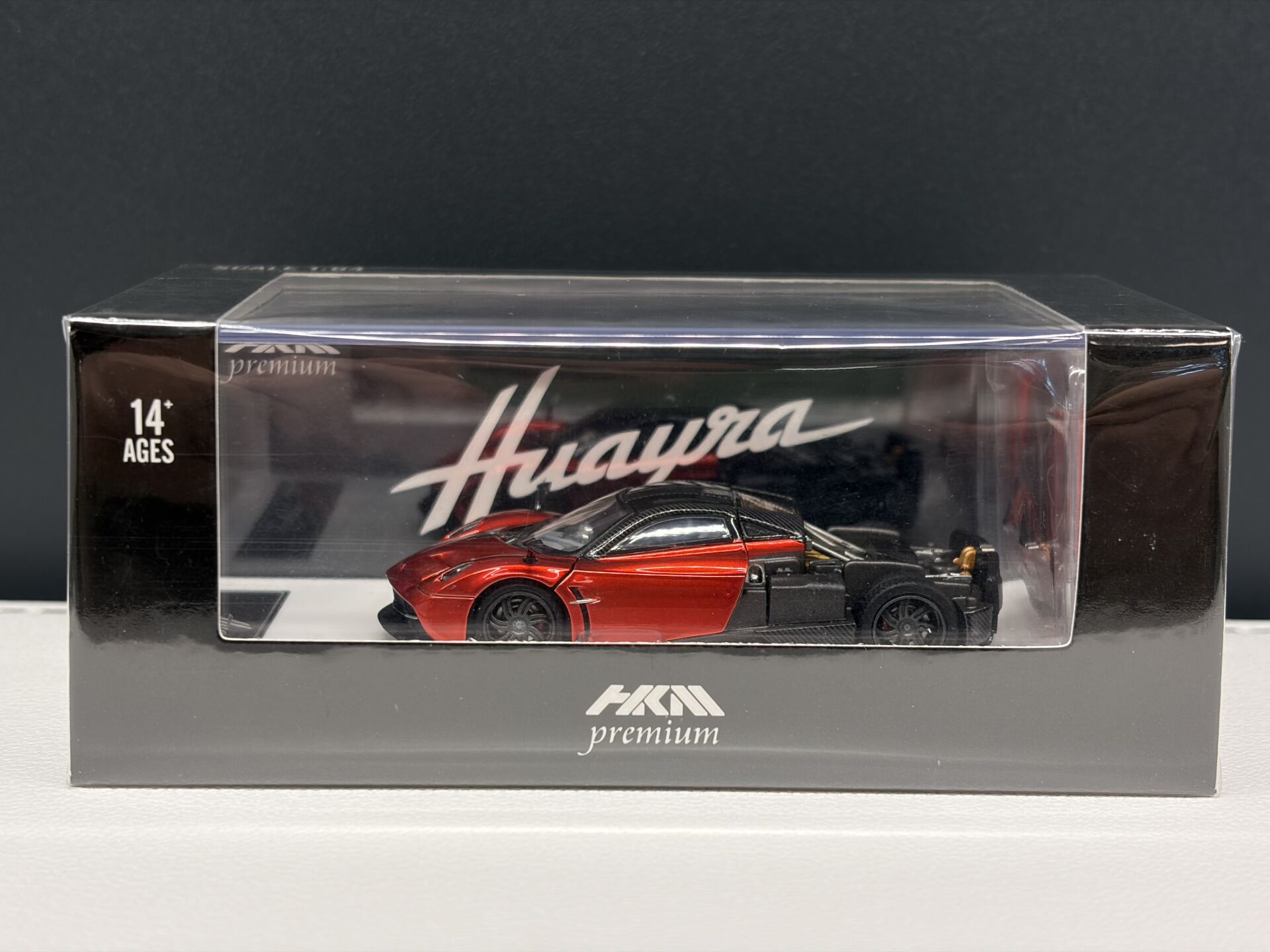 HKM PREMIUM PAGANI HUAYRA COUPE 2014 1:64