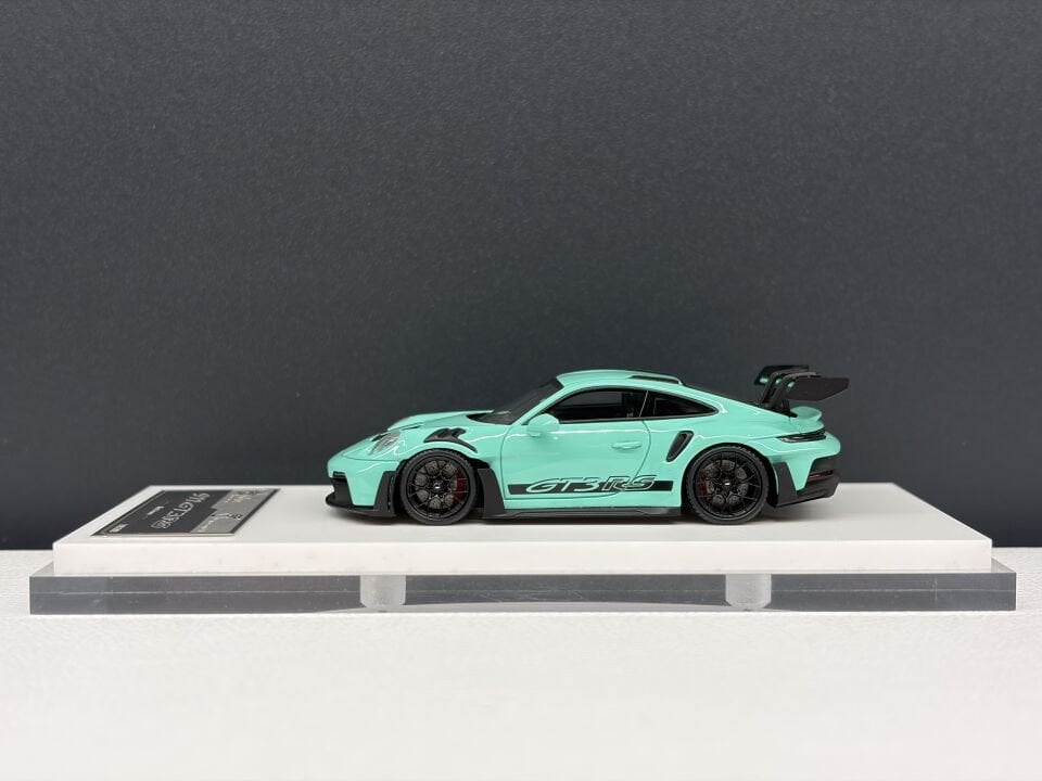 FUELME PORSCHE 911 GT3 RS MINT GREEN 1:64