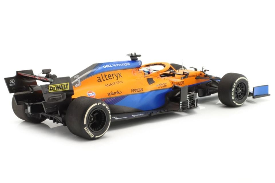 MINICHAMPS MCLAREN F1 TEAM MCL35M 2021 1:18 DANIEL RICCIARDO 2021