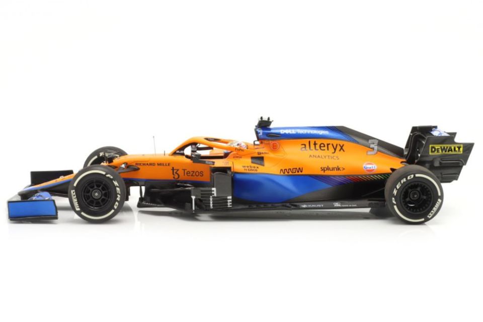 MINICHAMPS MCLAREN F1 TEAM MCL35M 2021 1:18 DANIEL RICCIARDO 2021