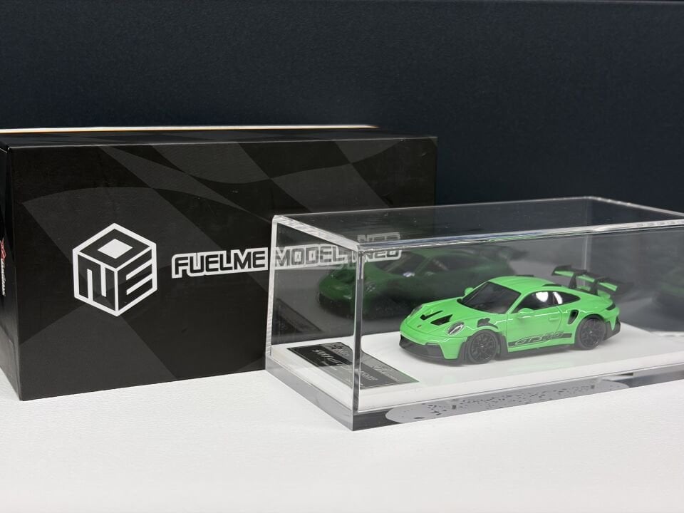 FUELME PORSCHE 911 GT3 RS LIZARD GREEN 1:64