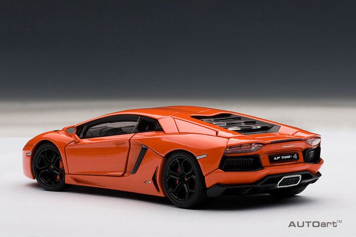 AUTOART AVENTADOR LP700 4 1:43 (54647)