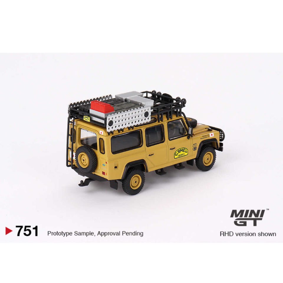 MINI GT LAND ROVER DEFENDER 110 1989 1:64 (751)