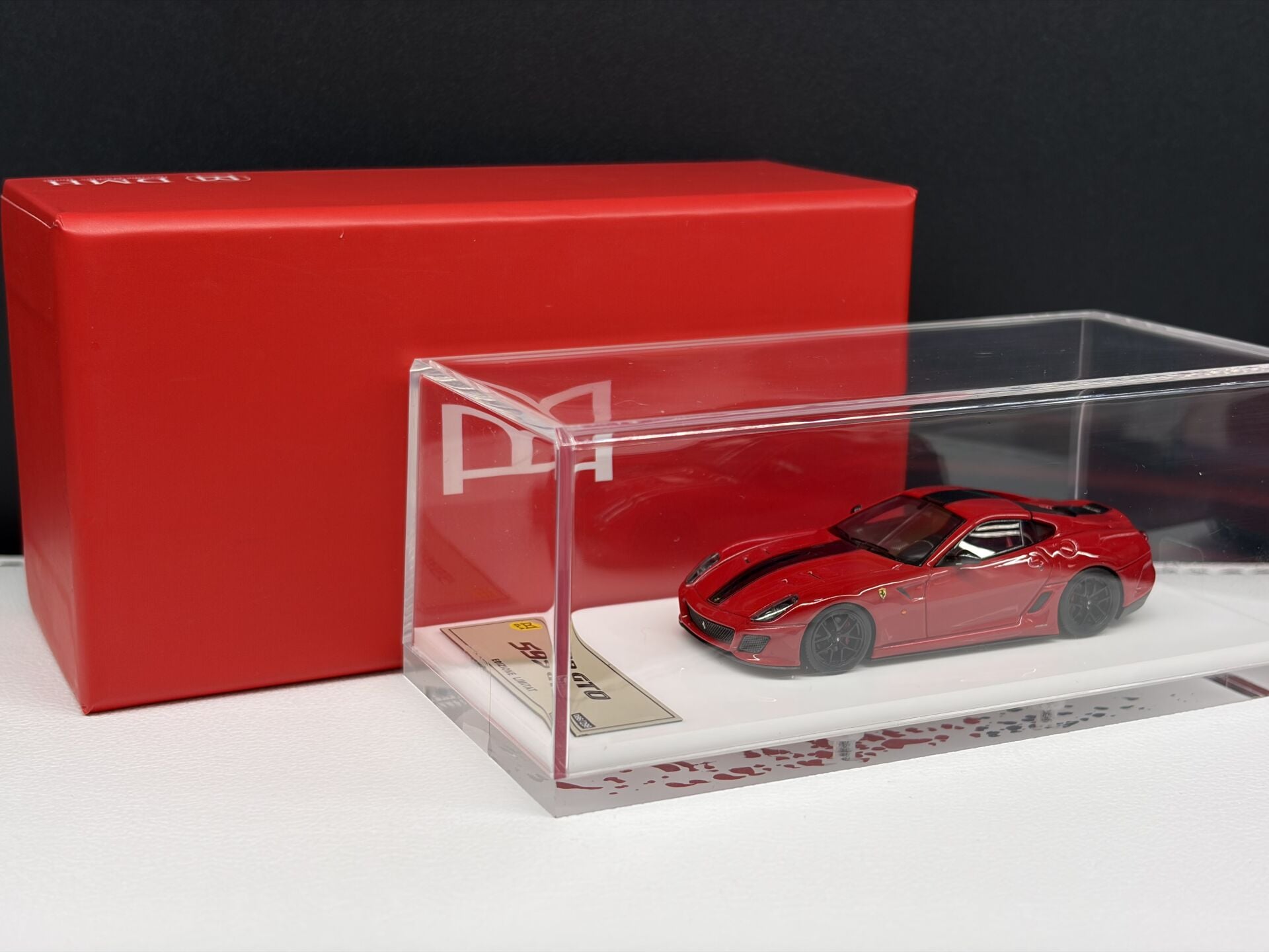 DMH FERRARI 599 GTO STANDARD RED 1:64