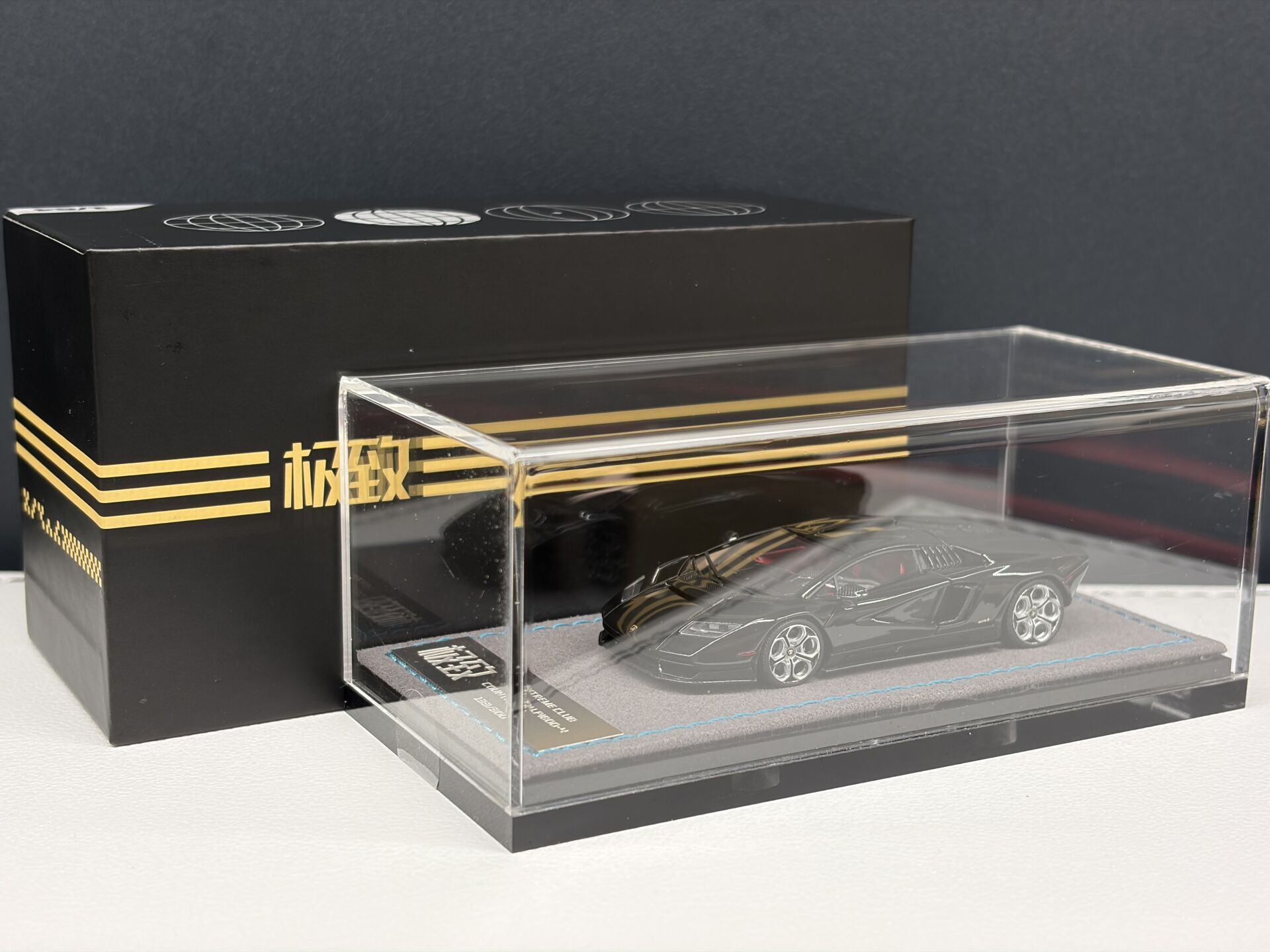 EXTREME CLUB LAMBORGHINI COUNTACH LP1800-4 GLOSSY BLACK 1:64