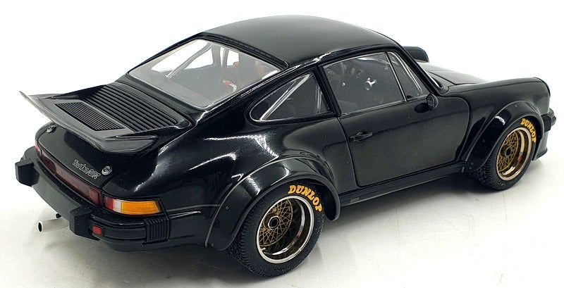 SCHUCO PORSCHE 934 RSR RACİNG STREET 1:18