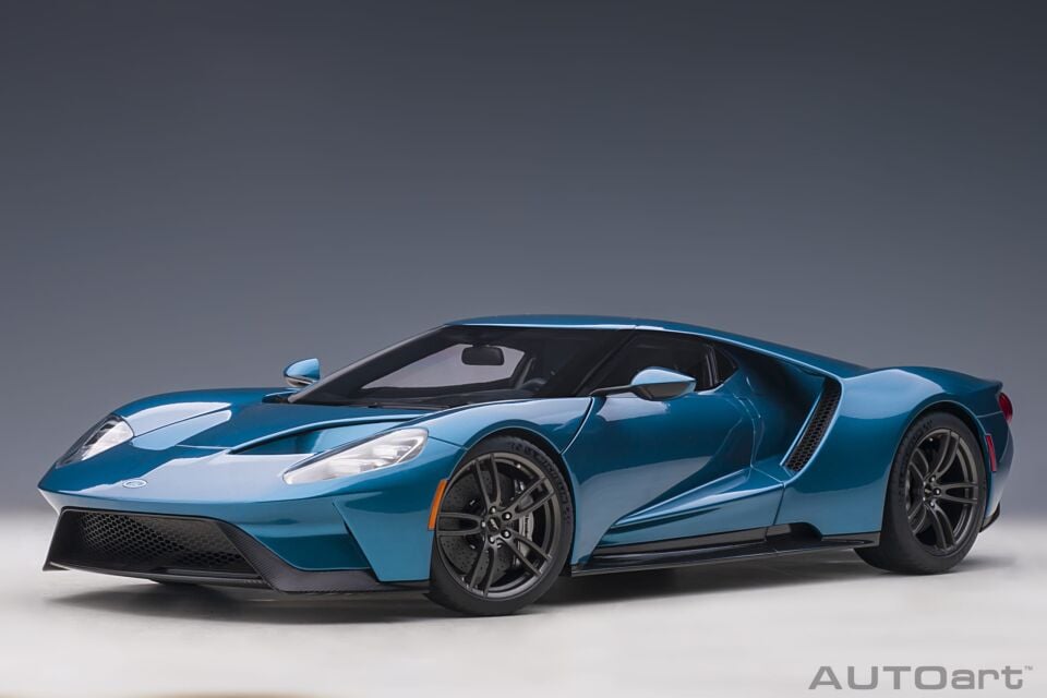 1:12 Autoart  Ford GT 2017 Liquid Blue