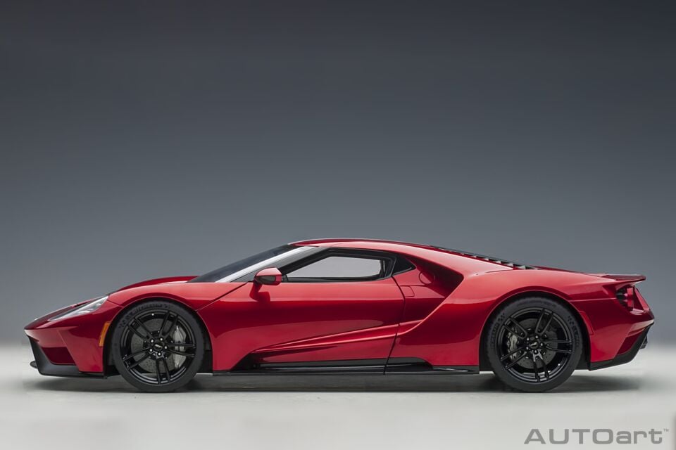 1:12 Autoart  Ford GT 2017 Liquid RED