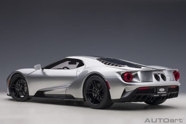 1:12 Autoart Ford GT 2017 (Ingot Silver)