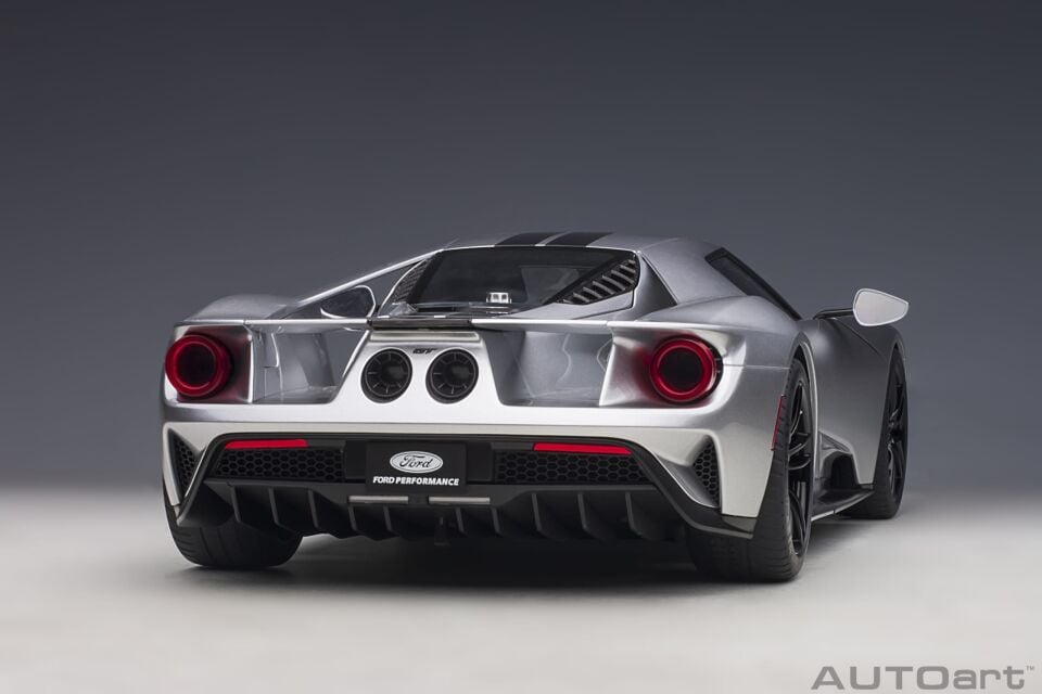 1:12 Autoart Ford GT 2017 (Ingot Silver)