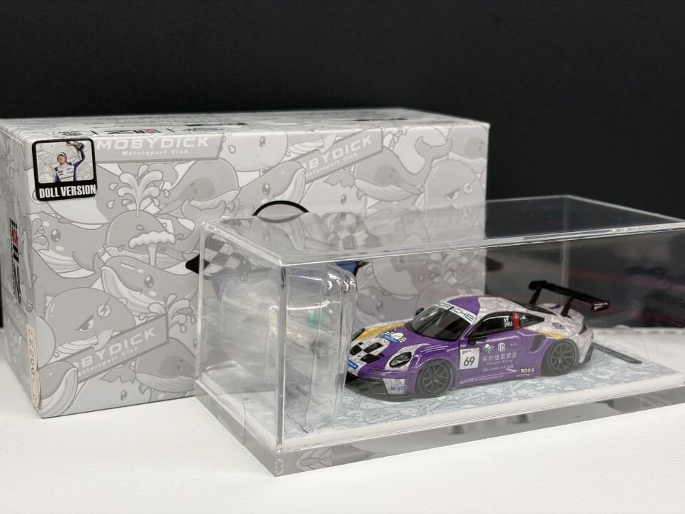 MODERNART PORSCHE 911 GT3 CUP 1:64