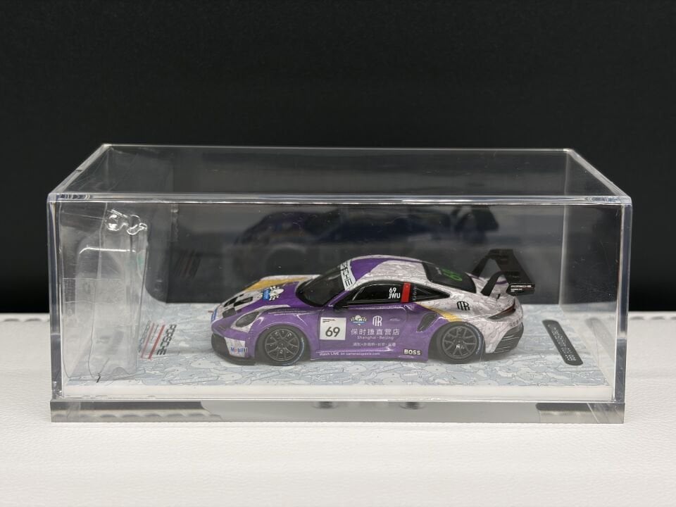 MODERNART PORSCHE 911 GT3 CUP 1:64