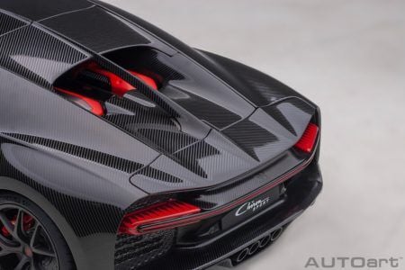 1:18 Autoart  Bugatti Chiron Sport (Italian Red/Carbon)