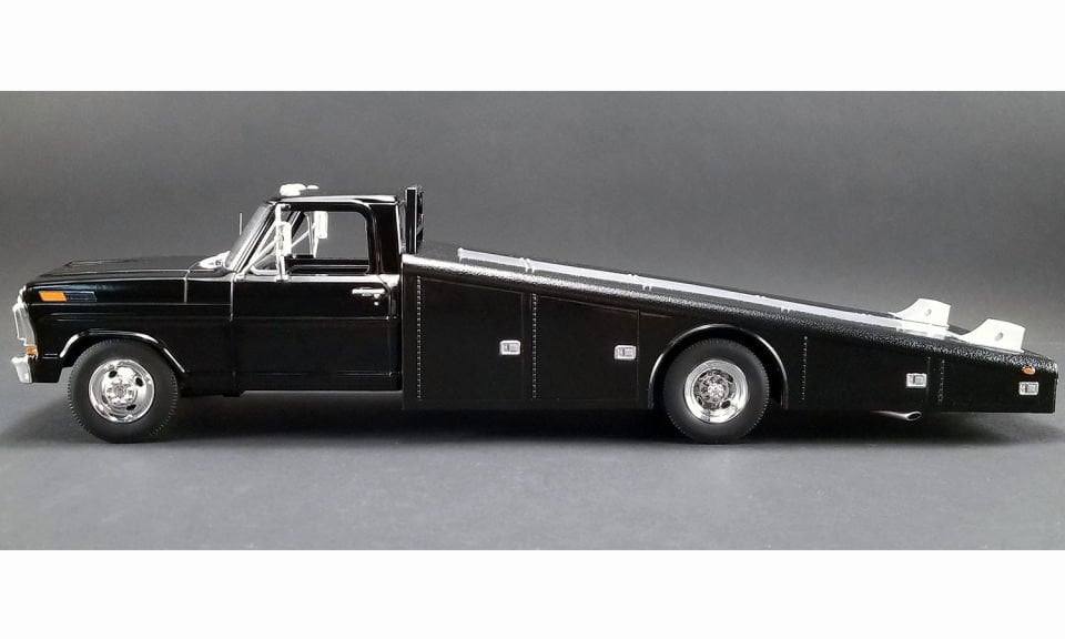 ACME 1970 F350 FORD RAMP TRUCK 1:18