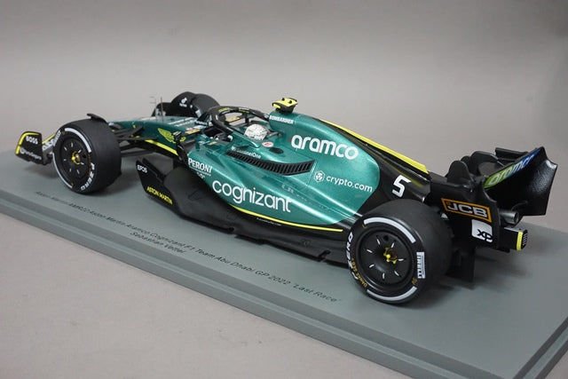 SPARK ASTON MARTIN SEBASTIAN VETTEL AMR22 1:18 (18S775)