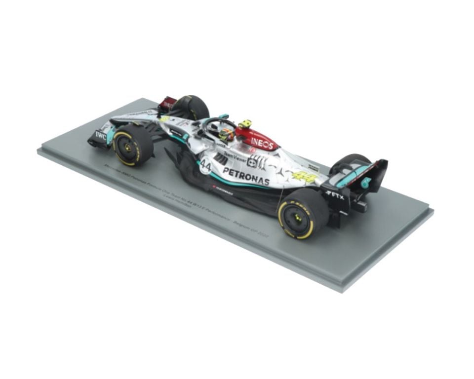 SPARK MERCEDES AMG PETRONAS W13 F1 1:18 (18S770)