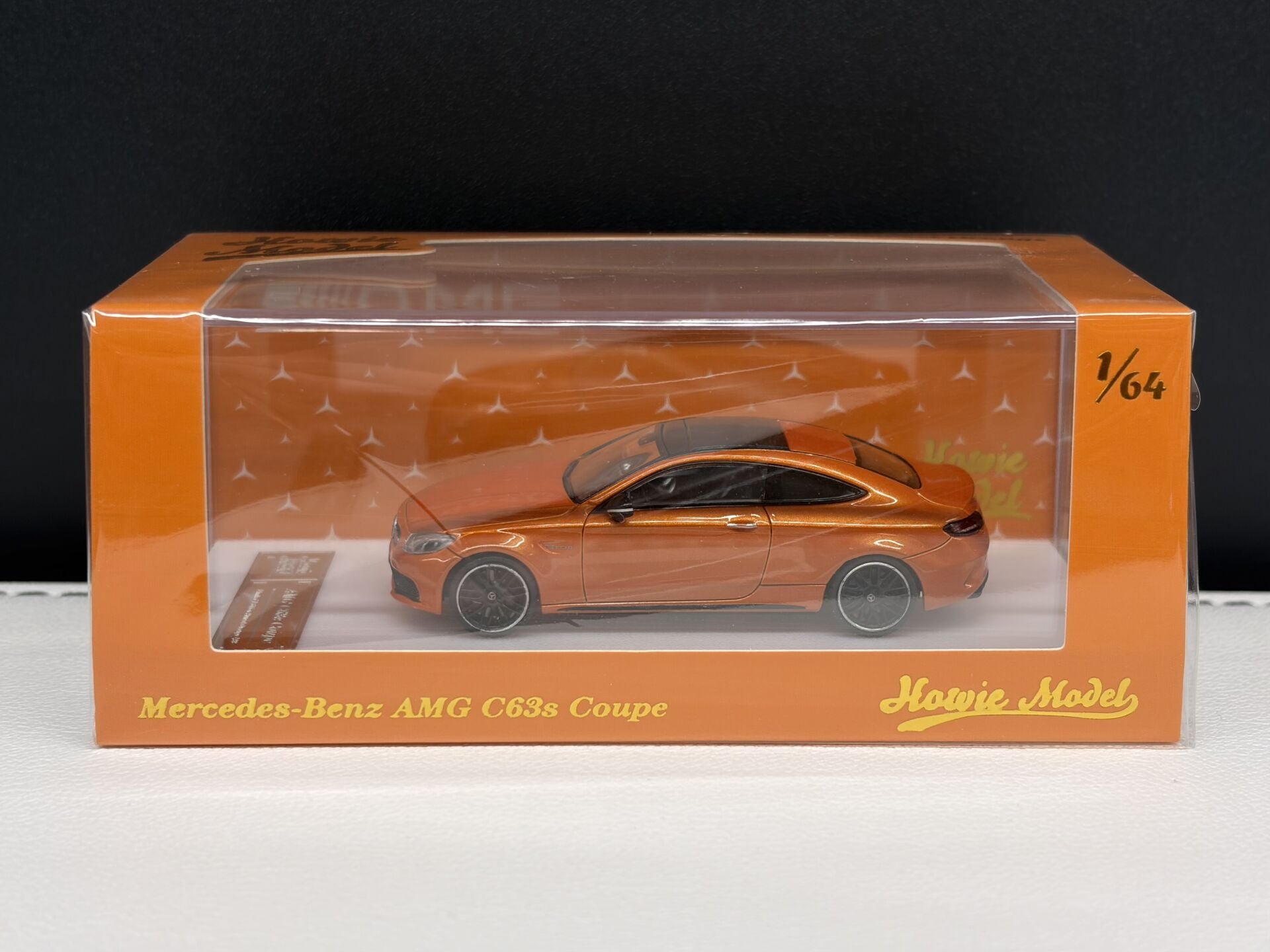 HOWIE MODEL MERCEDES-BENZ AMG C63S COUPE 1:64