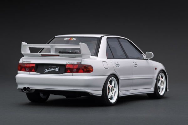 IGNITION MODEL MITSUBISHI LANCER EVOLUTION III GSR 1:18 (IG3549)