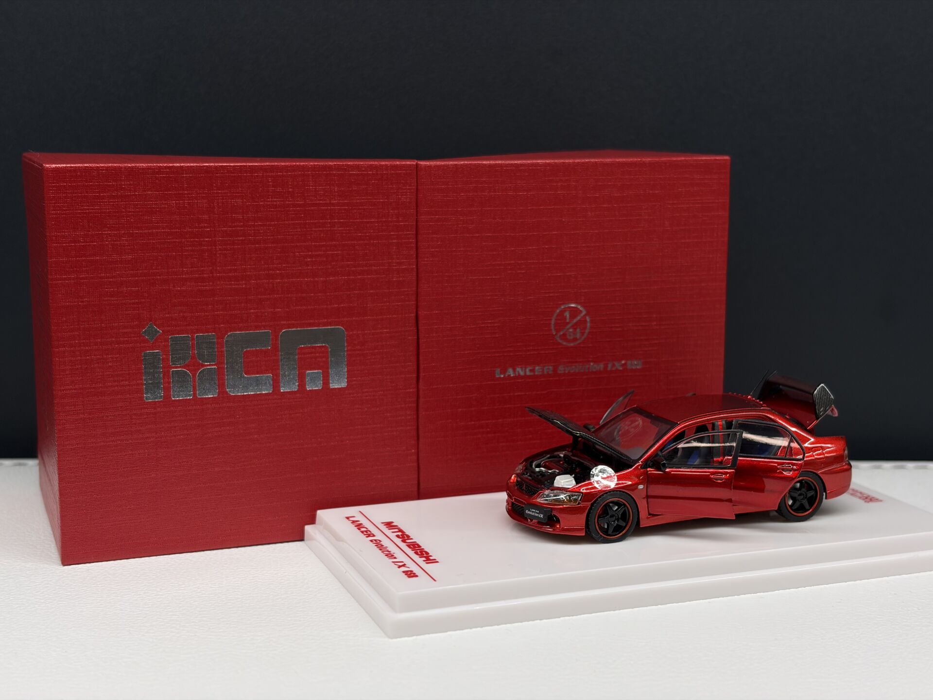 IHCM MITSUBISHI LANCER EVO IX GSR 1:64