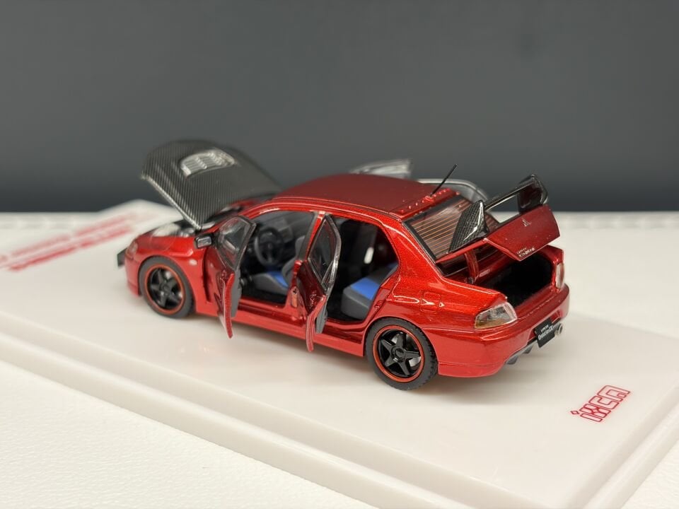 IHCM MITSUBISHI LANCER EVO IX GSR 1:64