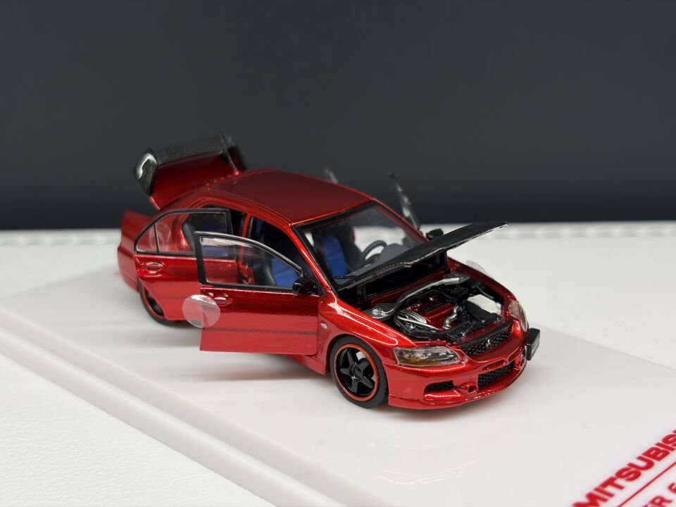 IHCM MITSUBISHI LANCER EVO IX GSR 1:64
