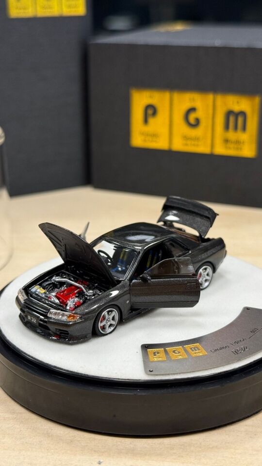 PGM NISSAN SKYLINE GT-R R32 1:64