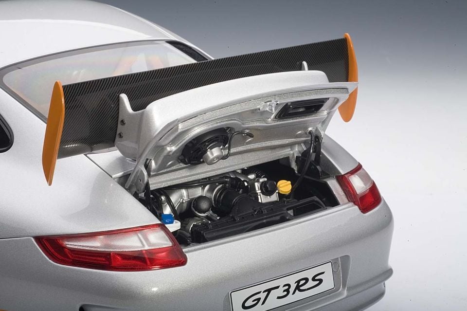 AUTOART 1:12 SİGNATURE PORSCHE 911 (977) GT3 RS  12119 DİECAST