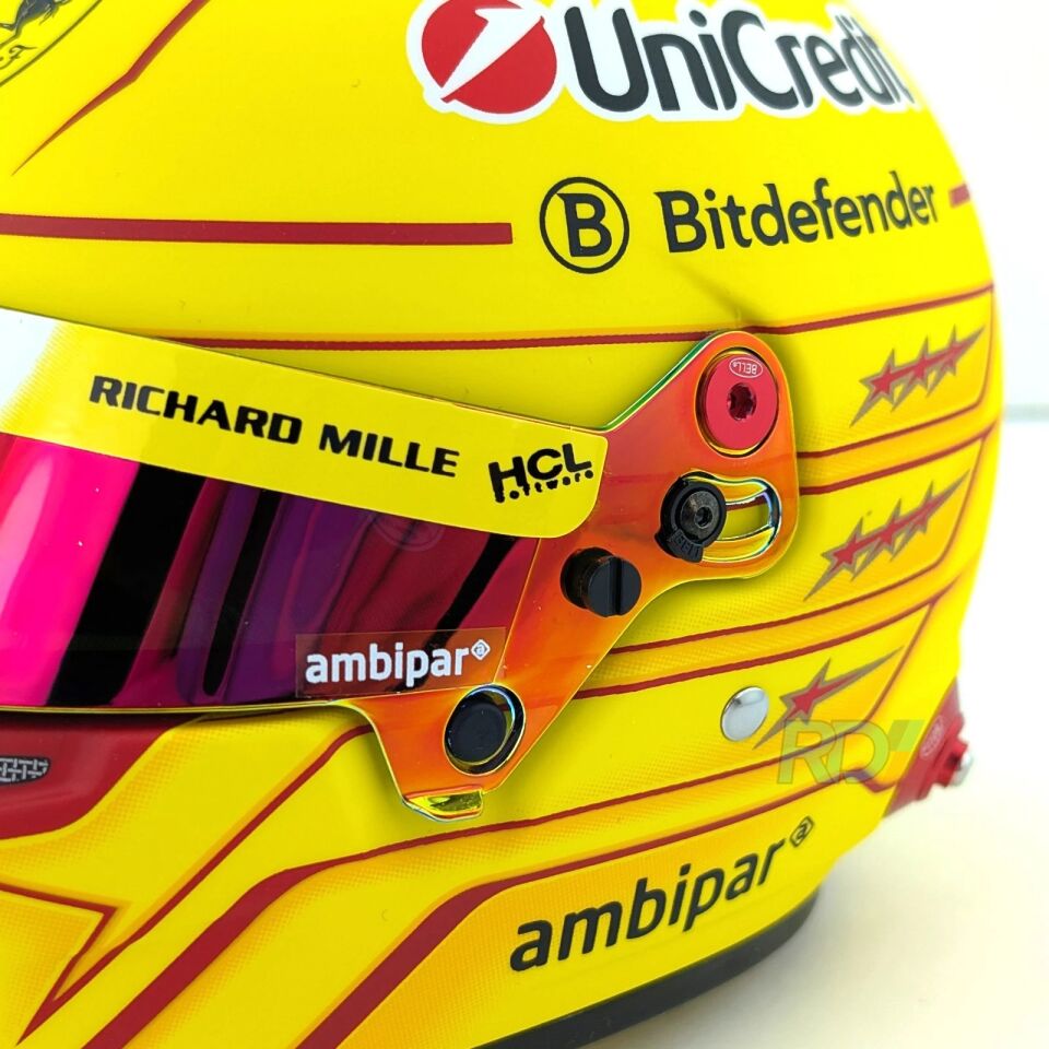 2025 Lewis Hamilton Mini Helmet - 1:2 Scale Bell Ferrari F1 Helmet - 4100414