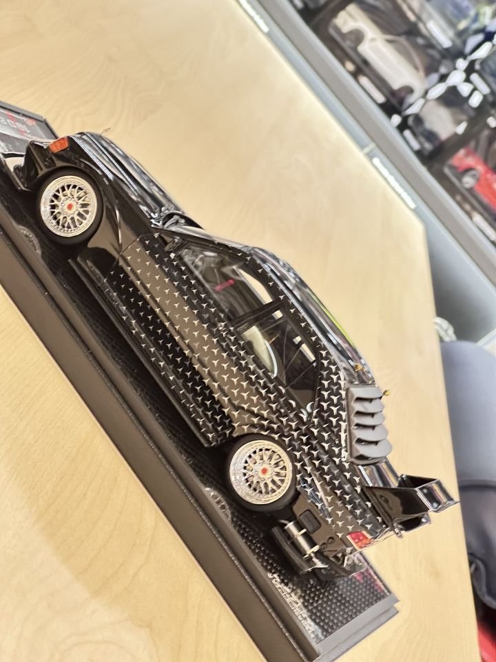 VIP MODELS MERCEDES 190E A$ASP ROCKY 1:18 NEW