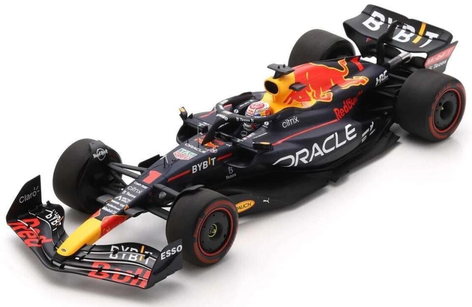SPARK 1/18 - RED BULL RB18 - Winner Dutch GP 2022