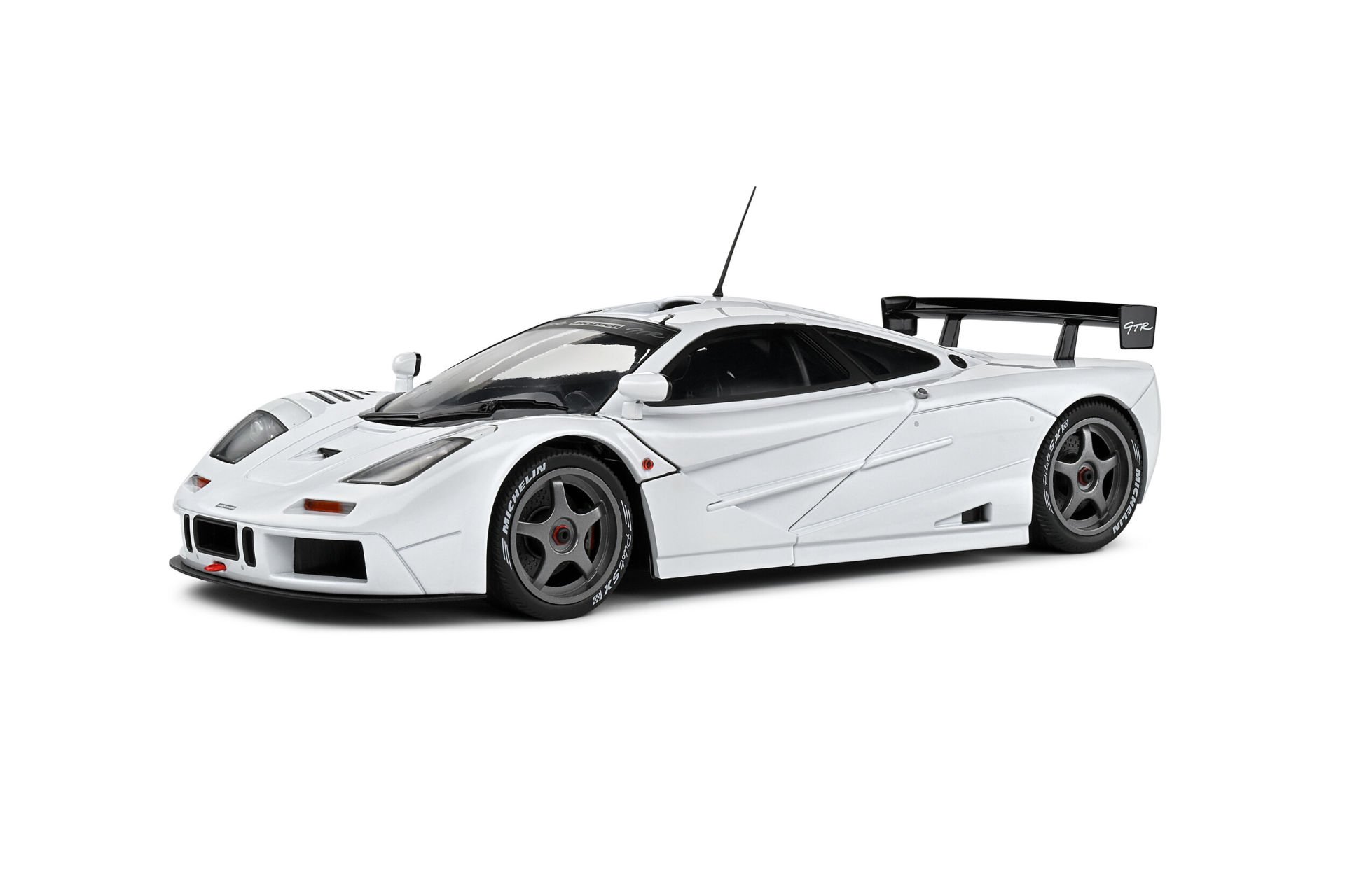 Solido McLaren F1 GTR Short Tail 1996 White 1:18 (1804108)
