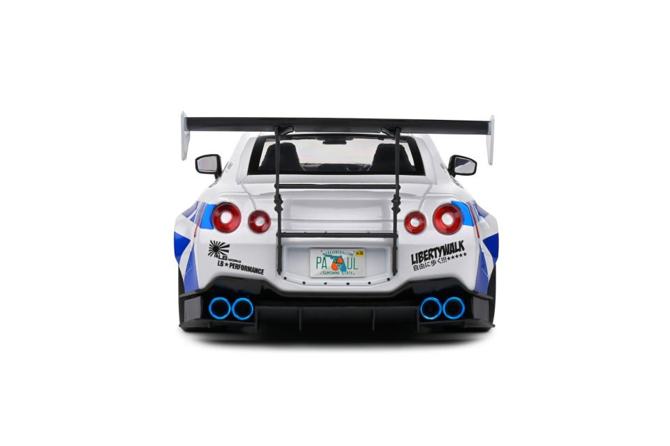 Solido Nissan GT-R (R35) W/ Liberty Walk Body Kit 2.0 1:18 (1805816)