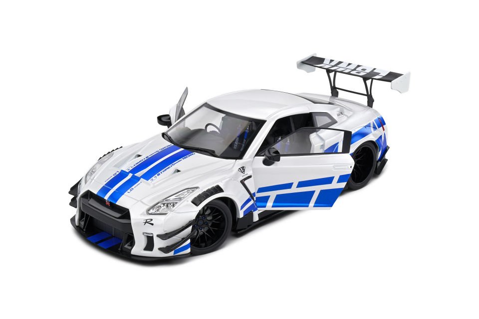 Solido Nissan GT-R (R35) W/ Liberty Walk Body Kit 2.0 1:18 (1805816)