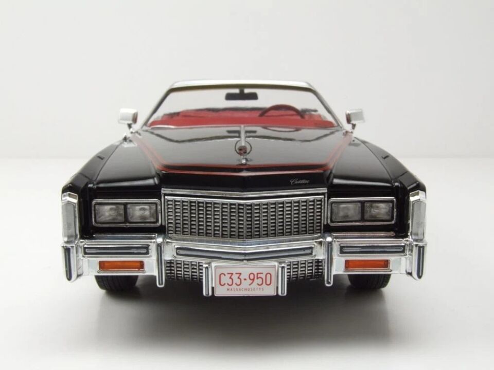1:18 MCG 1976 Cadillac Eldorado Convertible