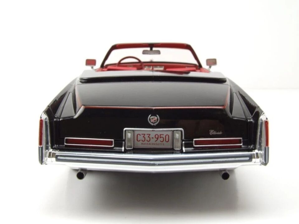 1:18 MCG 1976 Cadillac Eldorado Convertible