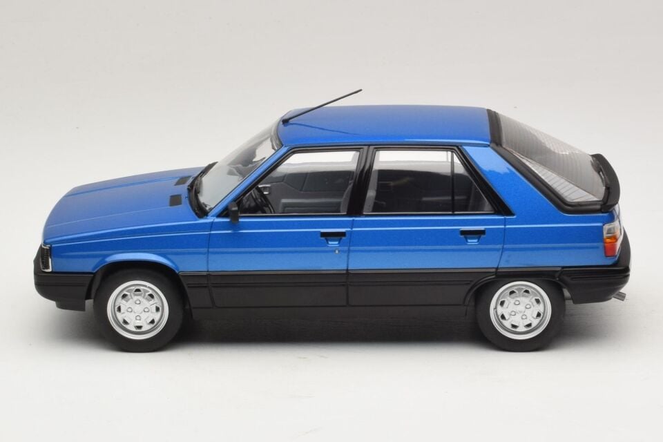 MCG 1/18 - RENAULT 11 GTL - 1985