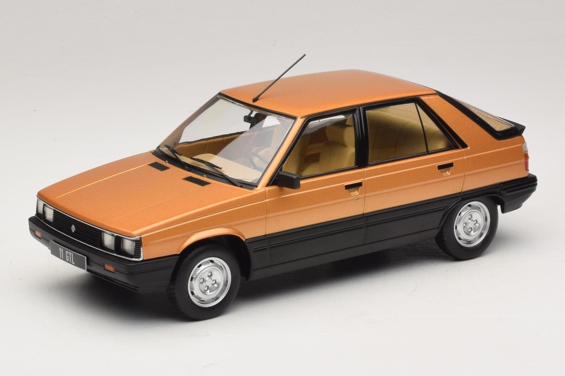 MCG 1/18 - RENAULT 11 GTL - 1985